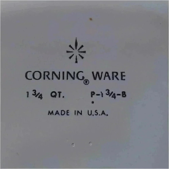 Corning Ware Blue Cornflower Dish 1 3/4 Quart P-1 3/4-B Lid Made in USA Vintage - Picture 2 of 3